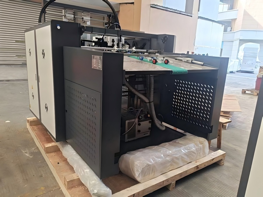 دستگاه لمینیت اتوماتیک پرسرعت جدید Star YFMD-1050 در شرف ارسال به برزیل است!