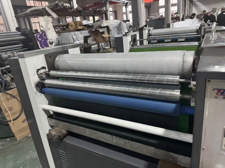 دستگاه منبت صنعتی NEW STAR's YF-920C در حال تولید است!